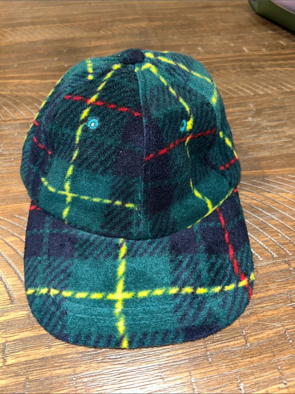 VINTAGE LONDON FOG FLEECE TARTAN PLAID CAP
